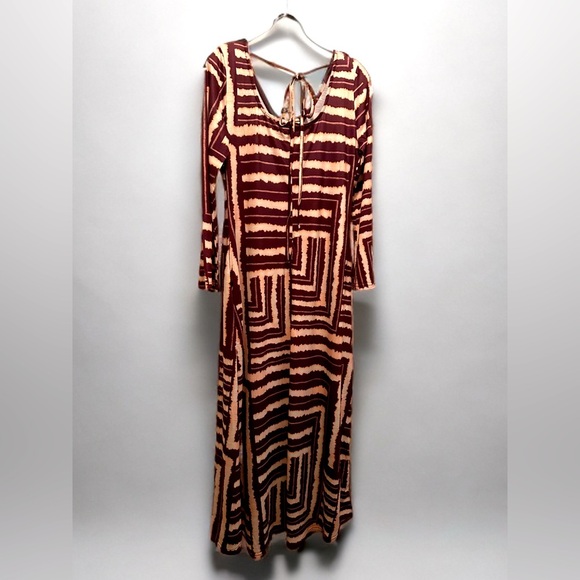 NWT Women’s Bohemian Style Casual Maxi Beach Dress Multi Color Size M - Picture 2 of 7